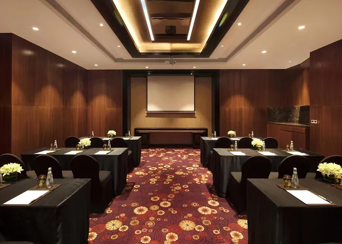 Jw Marriott Mumbai Sahar Airport